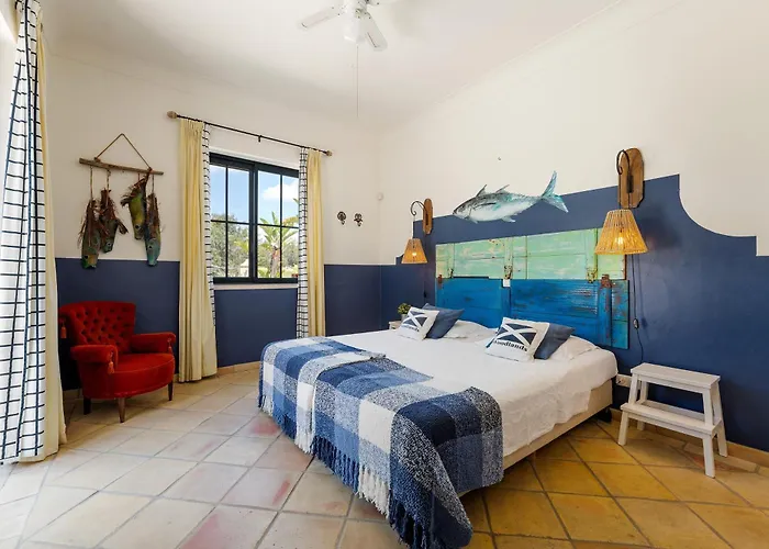 Villa Dos Piscos Lagoa (Algarve)