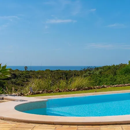 Villa Dos Piscos *